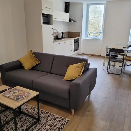 Le Logis Du Donjon Les Herbiers